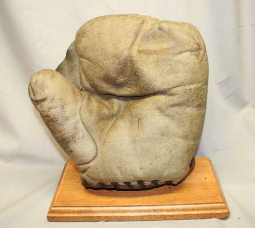 c. 1910's Fielders Mitt Front